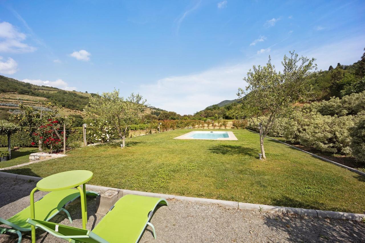 Mansarda Albero Verde con Piscina Casanova Lerrone Esterno foto